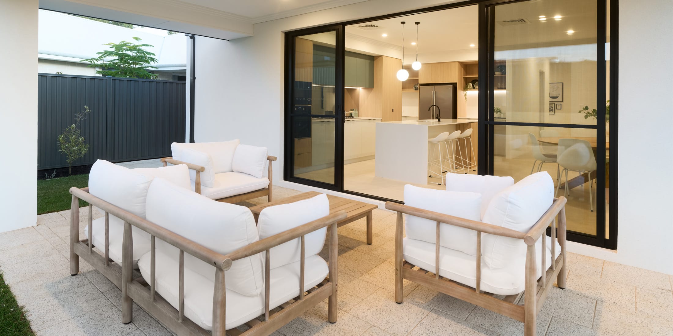 Scottsdale Display 2200x1100px Gallery Image11