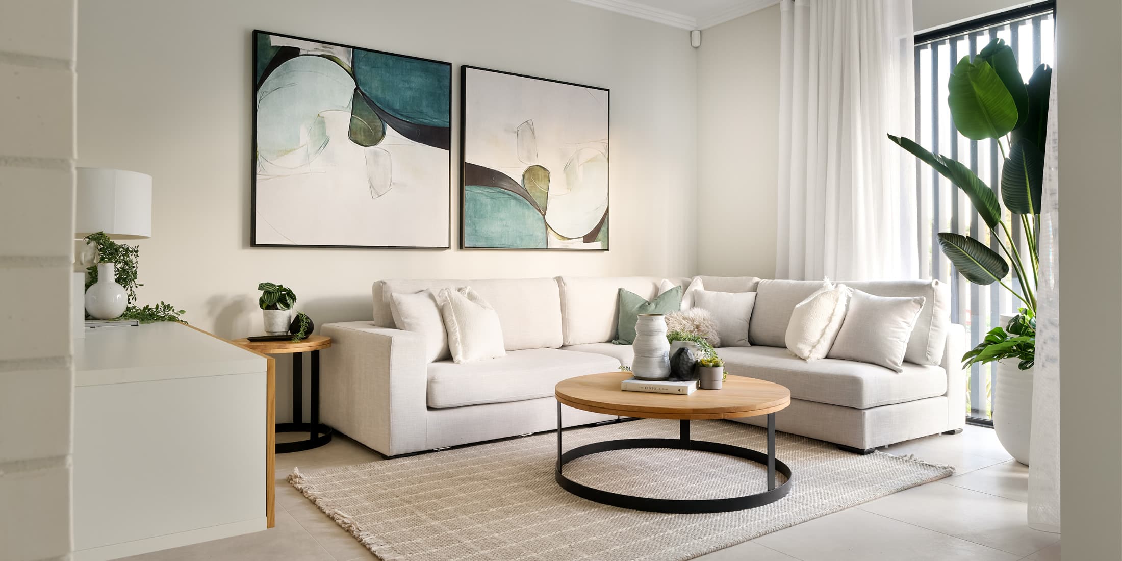 Scottsdale Display 2200x1100px Gallery Image8