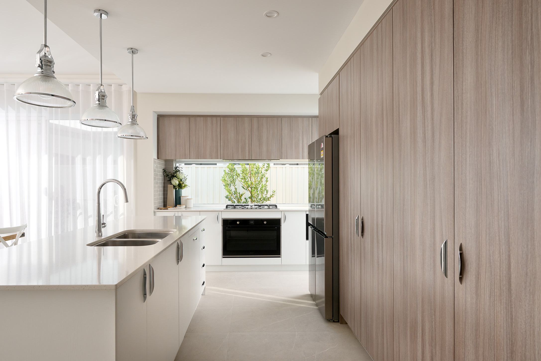 150759028 1749448158 76440 Kitchen2