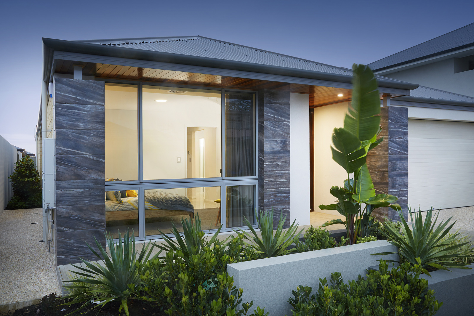 505 Yanchep loop, YANCHEP 184958380 1769824576 31545 CalypsoPorchwithMasterBedroom 15 184958380 1769824576 31545 CalypsoPorchwithMasterBedroom