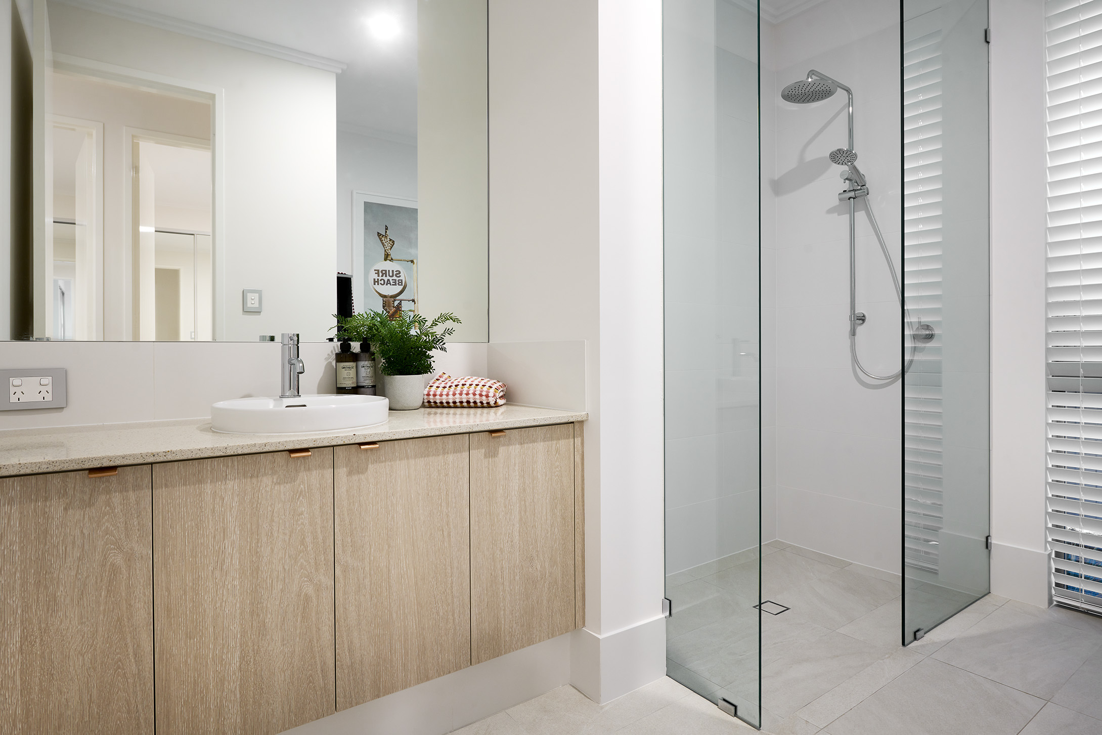 190238347 1772607704 112262 027