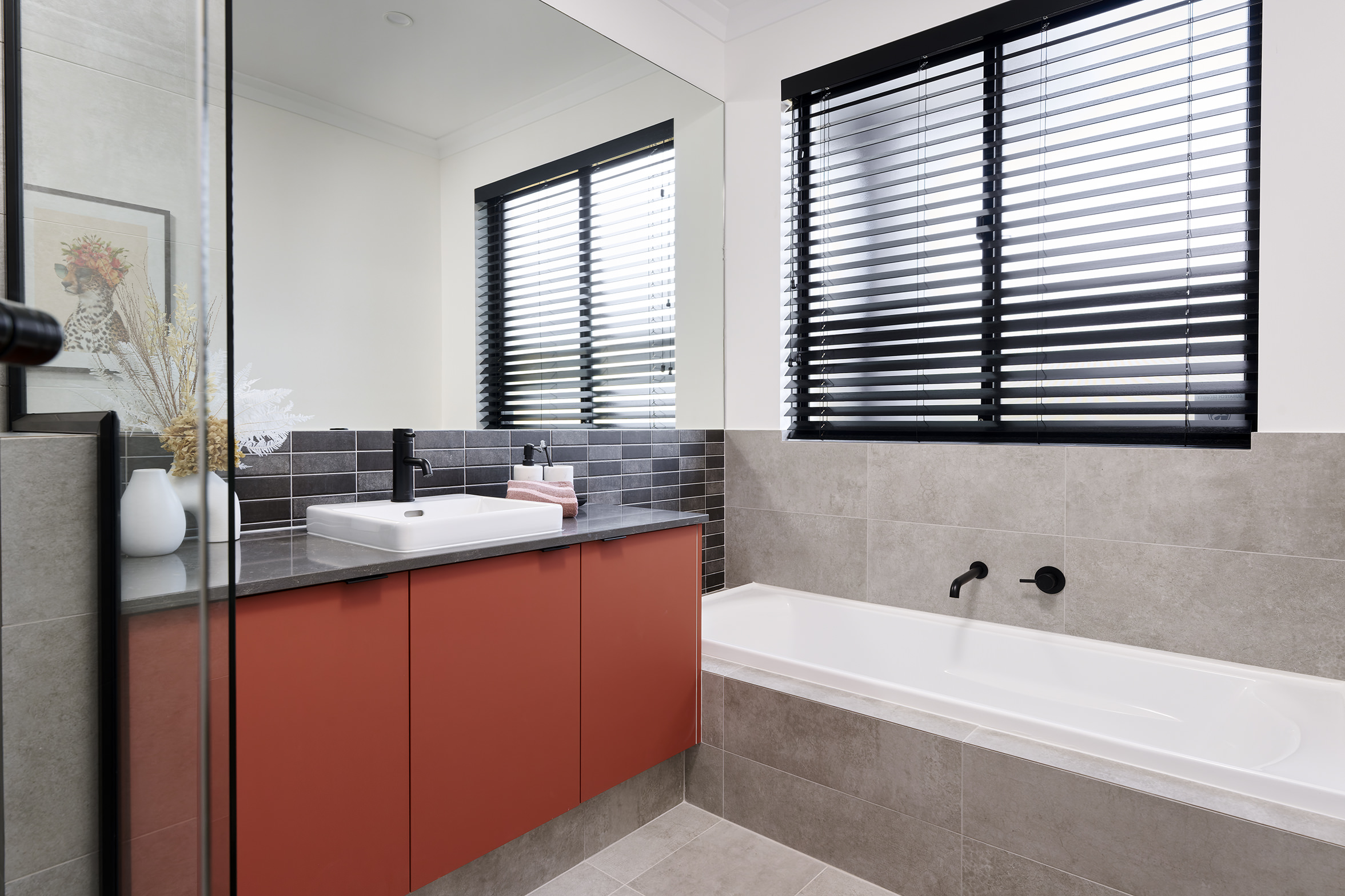 190245734 1772614684 114214 024