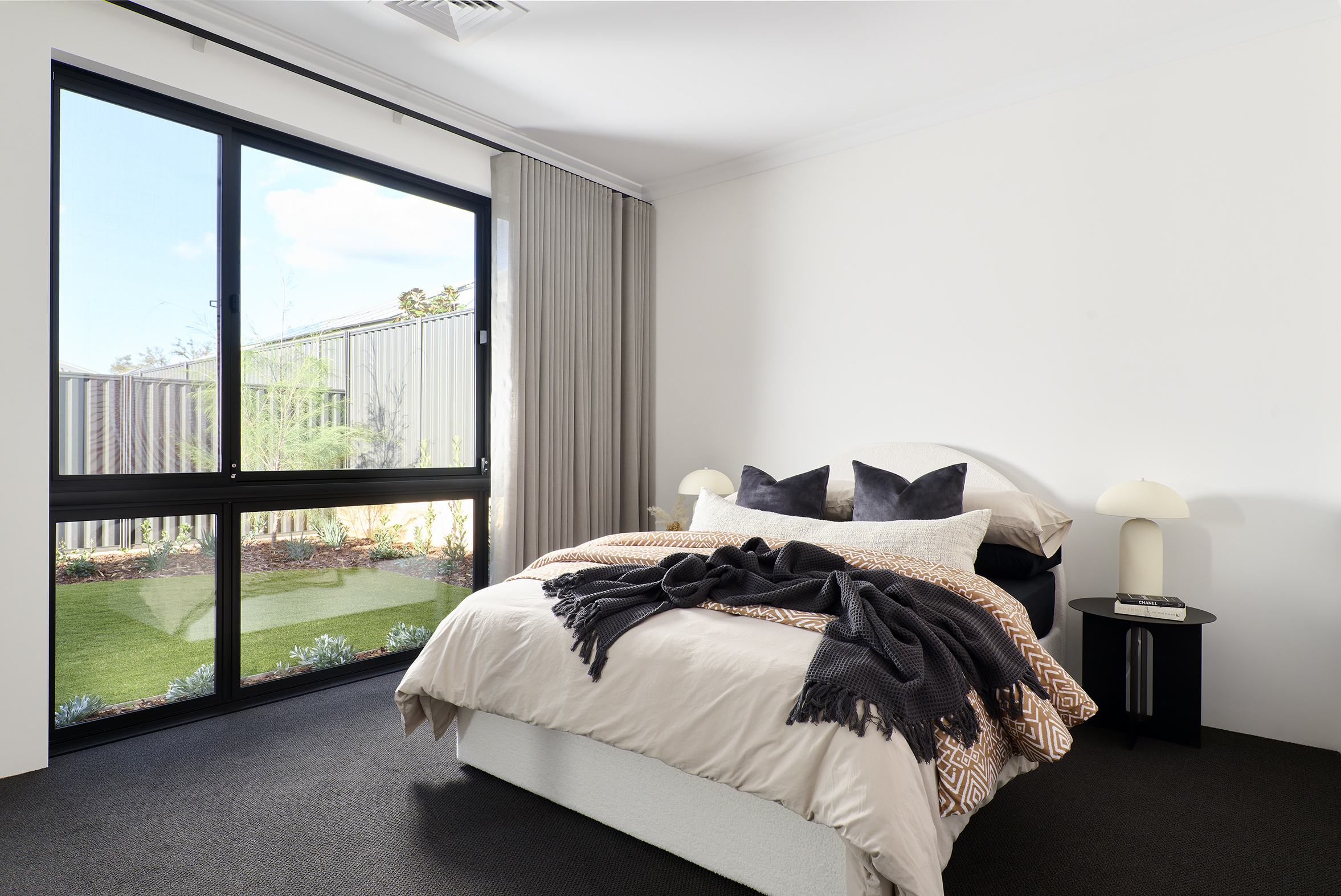 190245748 1772614695 113794 023