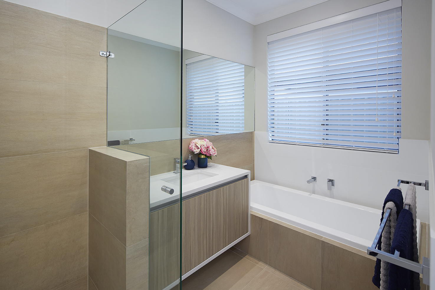 203023431 1779755369 36232 Marshallbathroom