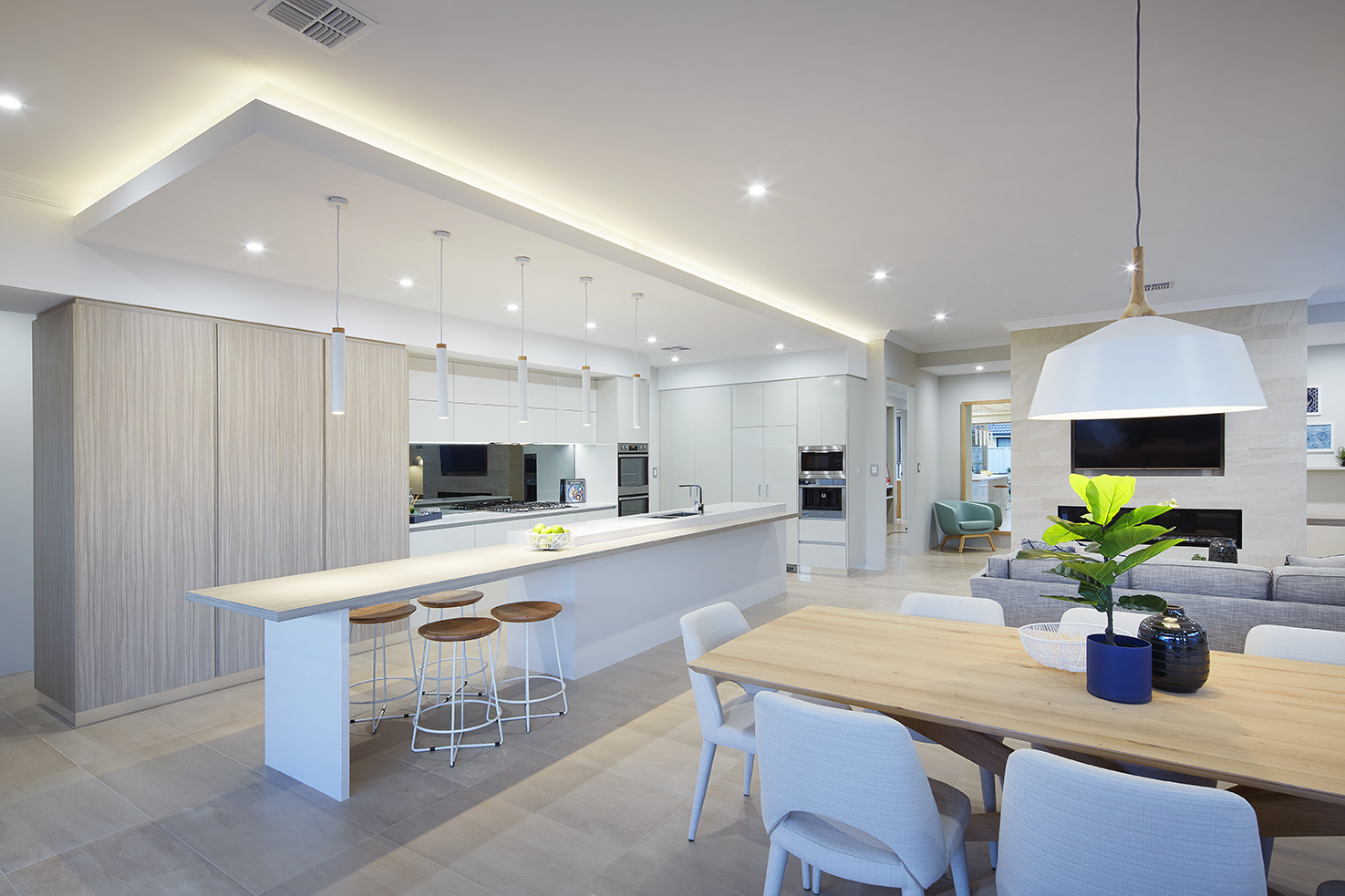 203023469 1779755394 35984 Marshallkitchenwithdining